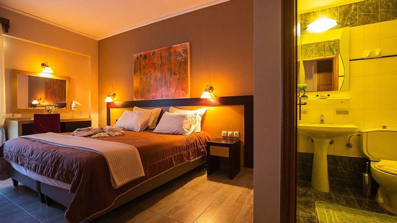 كيباريسيا بيتش هوتل