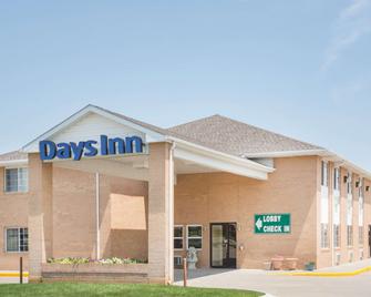 Days Inn by Wyndham Lexington NE - Lexington - Edificio