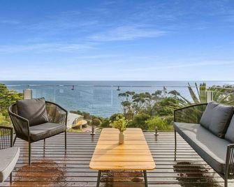 Clifftop Luxury with Spectacular Ocean Views - Mount Martha - Balcony
