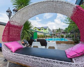 P.U. Inn Resort - Ayutthaya - Pool