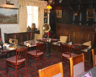 OYO Rose & Crown Hotel - Leyburn - Restaurant