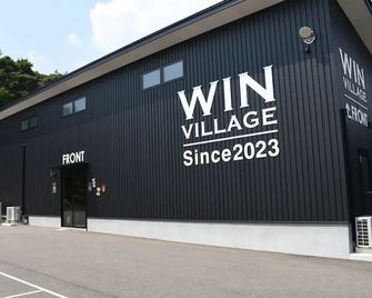 Win Village - Arita - Edificio