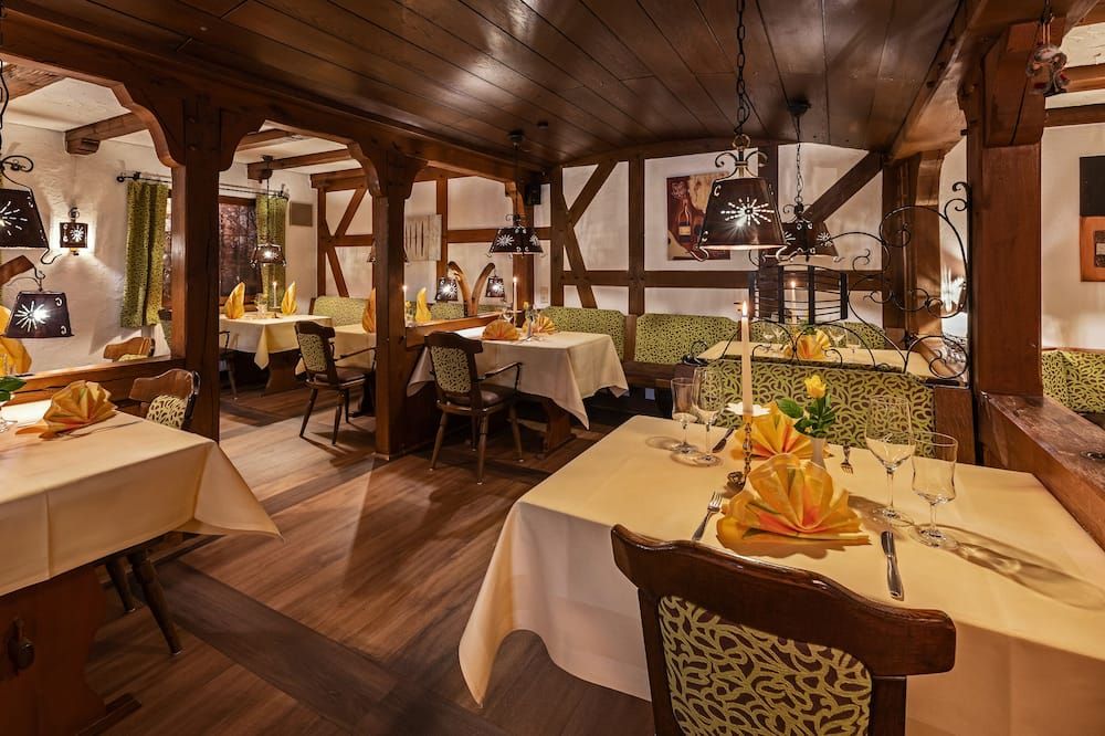 لاندهوتل ألبرز