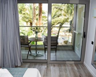 Minos Mare Hotel - Adelianos Kampos - Balcone