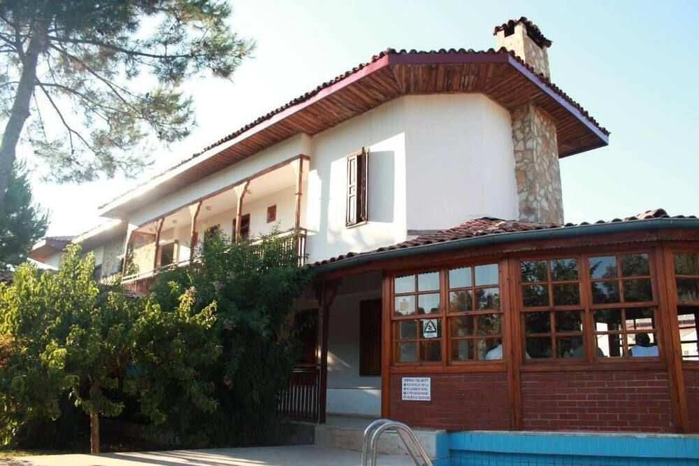 Elze Hotel - אולודניז - בניין