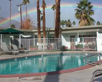 This place has it allGolf Course & Mountain Views, Private Pool & Spa! - Palm Springs - Pool