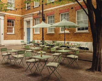 Native Kings Wardrobe, St Pauls - London - Patio