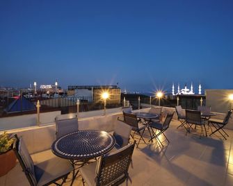 Aldem Hotel - Istanbul - Parveke