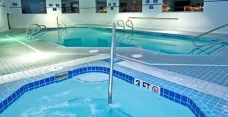Shilo Inn Elko Suites - Elko - Pool