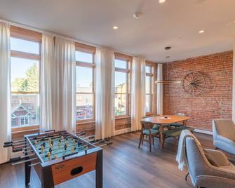 Historic Main Street Loft- 2nd Floor - Gunnison