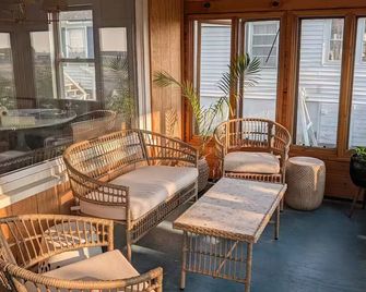 7-bedroom Seabrook Beach location Views of Hampton Harbor - Seabrook - Lounge