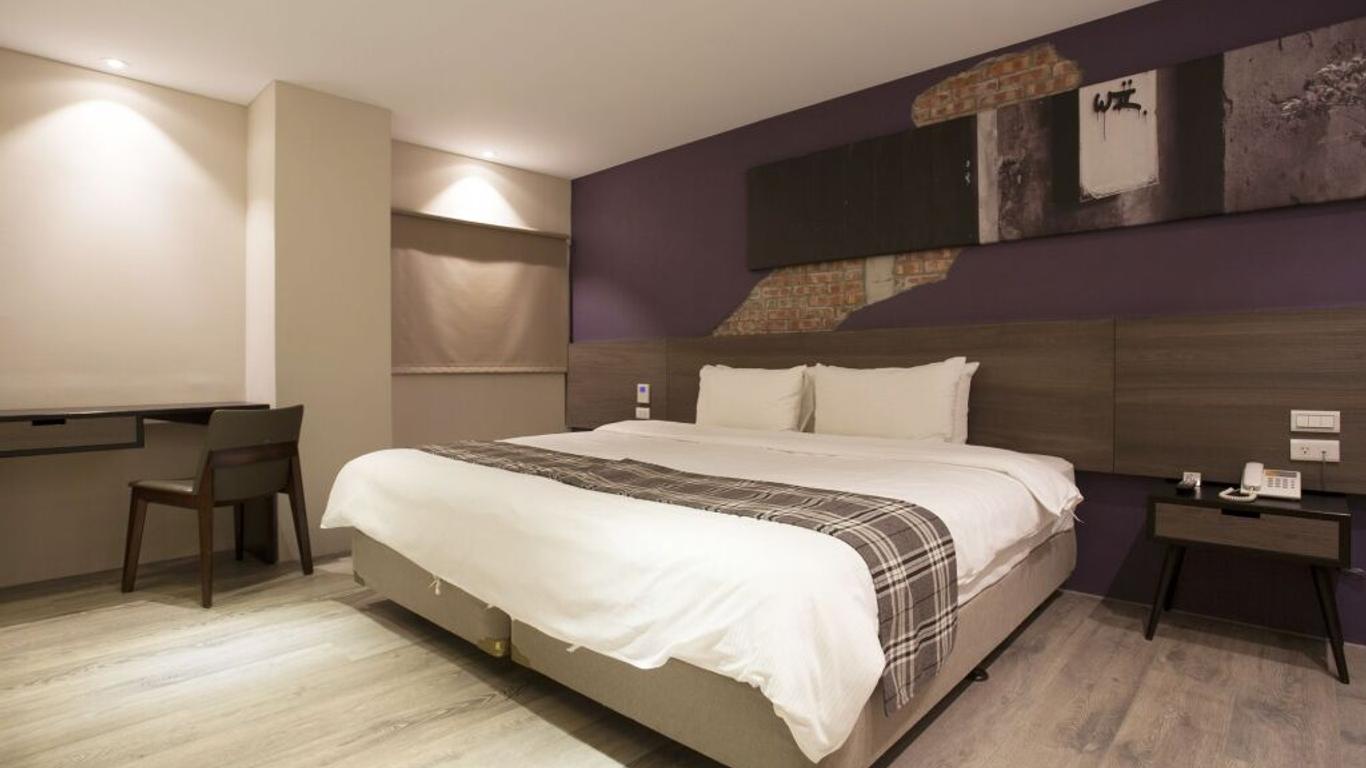 P&F Hotel