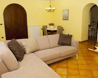 B&B San Francesco - Cosenza - Sala de estar