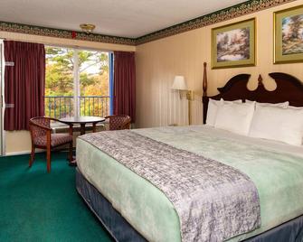 Ozarka Lodge - Eureka Springs - Bedroom