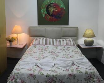 Suíte de hóspedes independente com cozinha - ترسوبوليس - غرفة نوم