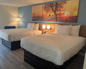 Days Inn & Suites by Wyndham Festus - Festus - Camera da letto