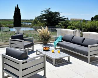 Mas du Couvin, maison d'hôtes en Camargue - Saintes-Maries-de-la-Mer - Balcón