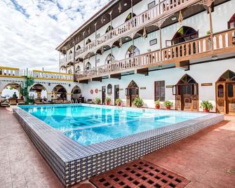 Tembo House Hotel - Zanzibar - Piscina