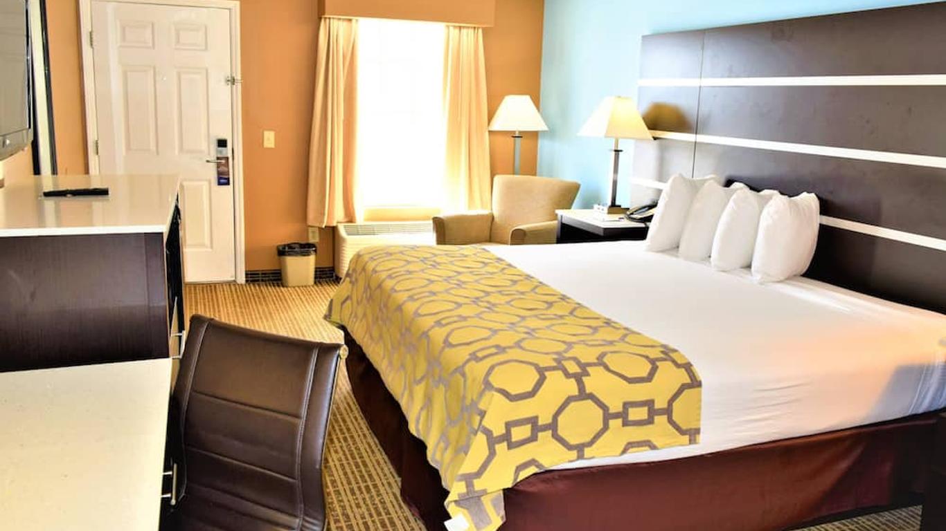 Baymont by Wyndham Forest City