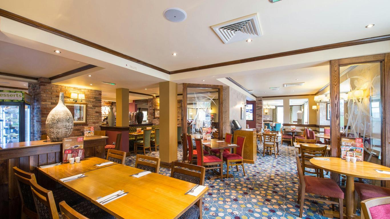 بريميير إن ستور بريدج تاون سنتر