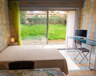 Studio charmant dans Brioude - 25 m² avec terrasse et parking - Brioude - Schlafzimmer