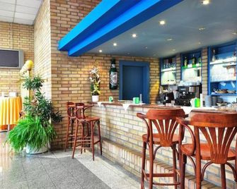 Olympik Tristar - Prague - Bar