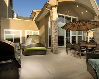 Residence Inn by Marriott San Antonio SeaWorld/Lackland - San Antonio - Pátio