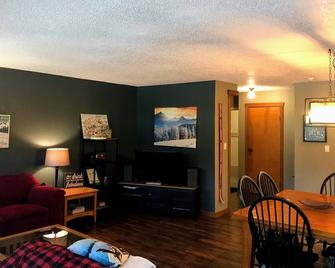 The Griz Inn - Fernie - Sala de estar