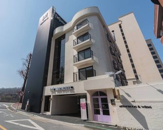 Mh Hotel 1- Gaeknidangil - Чонджу - Будівля
