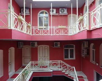 Jireh Baku Hotel - Baku - Stairs