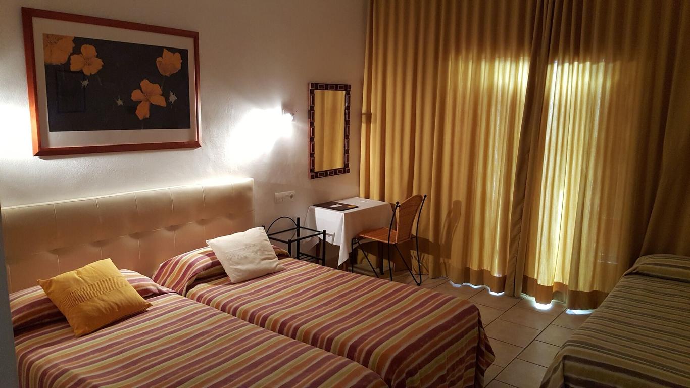 Hostal Residencia Catalina