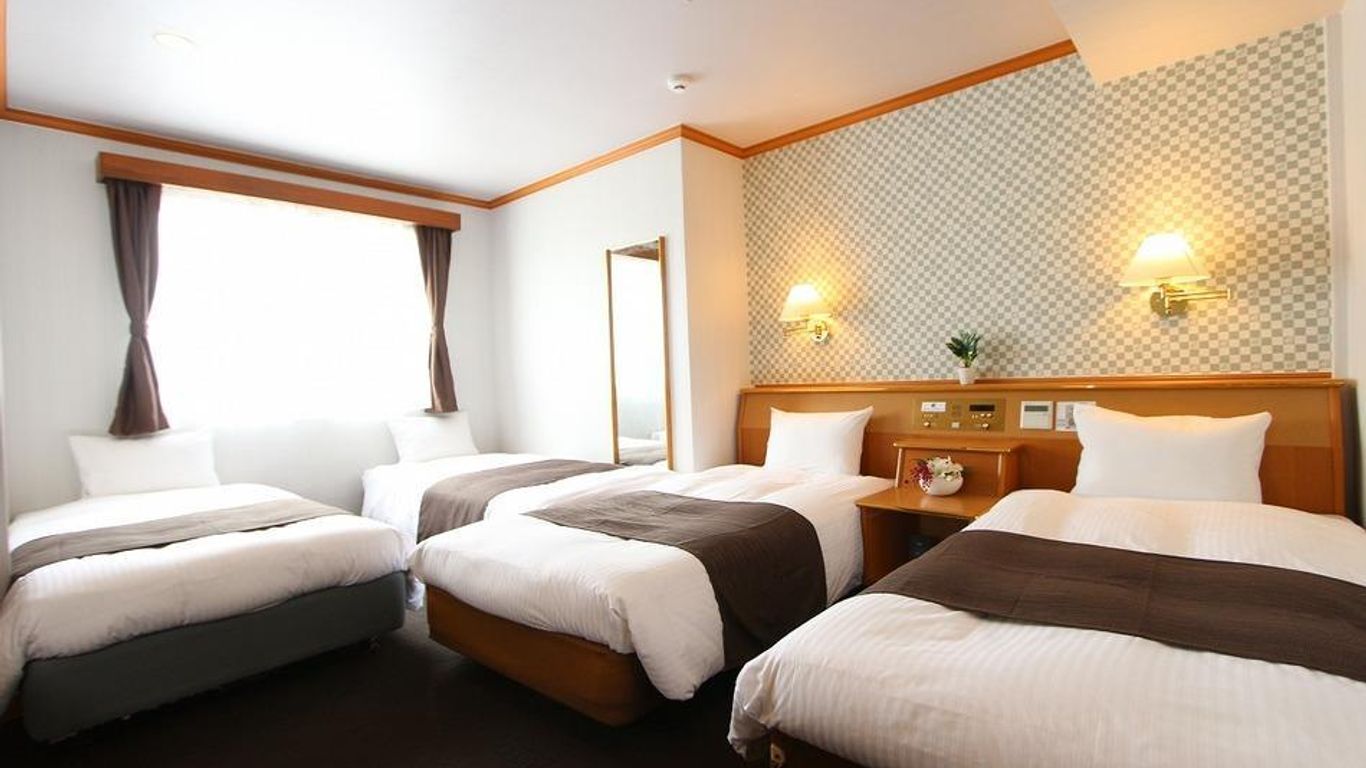 ホテルリブマックス那覇泊港