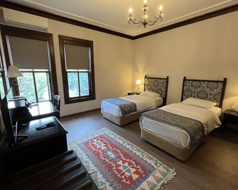 أوتانتيك كلوب هوتل آند سبا - Bursa - غرفة نوم