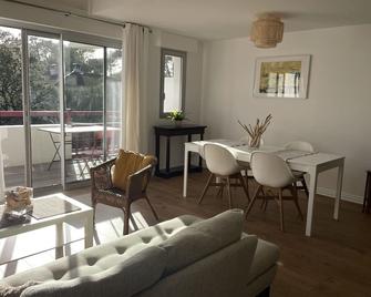 Apartment Hossegor Center - Hossegor - Living room