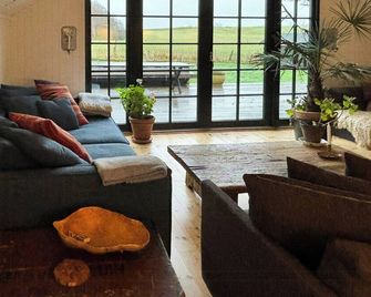 Modern holiday home with views in Dronningmølle - Gribskov - Sala de estar