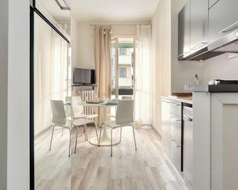 Elegant One-Bedroom Apartment in Porta Romana - Milan - Phòng ăn