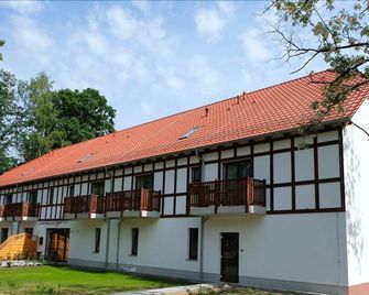 Neue Mühle Kleines Landhotel - Brandenburg an der Havel - Building