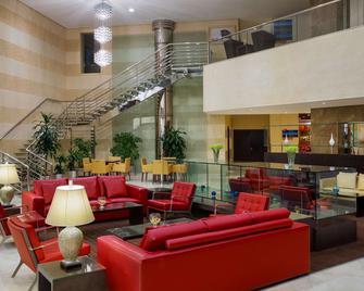 Park Inn by Radisson Al Khobar - Al Khobar - Lounge