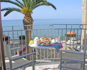 Acciaroli Vacanze Residence - San Mauro Cilento - Balcony