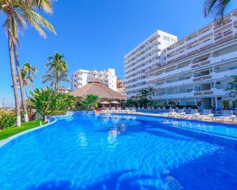 Hotel Tropicana - Puerto Vallarta - Pool