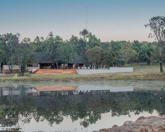 Ilanga Safari Lodge - Welgevonden Game Reserve - Vaalwater