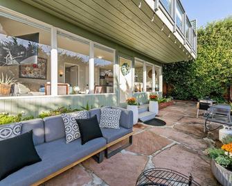 Luxury Spa Retreat Guest House with Ocean View - Moss Beach - Patio