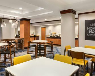 Fairfield Inn & Suites by Marriott Jacksonville West/Chaffee Point - ג'קסונוויל - מסעדה