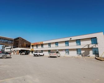 New Imperial Inn - Cold Lake - Gebouw