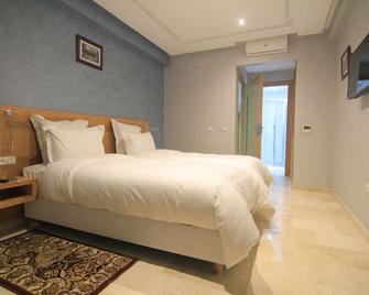 Hotel Kenzo - Sáfí - Ložnice