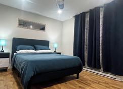 City Modern Apartment - Charlottetown - Bedroom