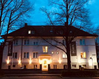 Hotel Cocco Bello in Der Villa Foret - Grünbühl - Gebäude