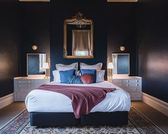 Campbell House - Castlemaine - Schlafzimmer