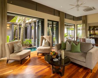 Mangala Estate Boutique Resort by IHG - Gambang - Sala de estar