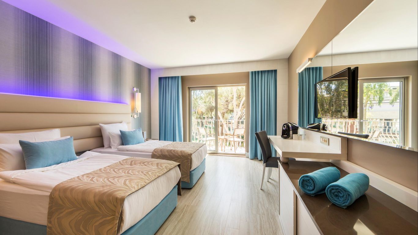 Tui Magic Life Masmavi